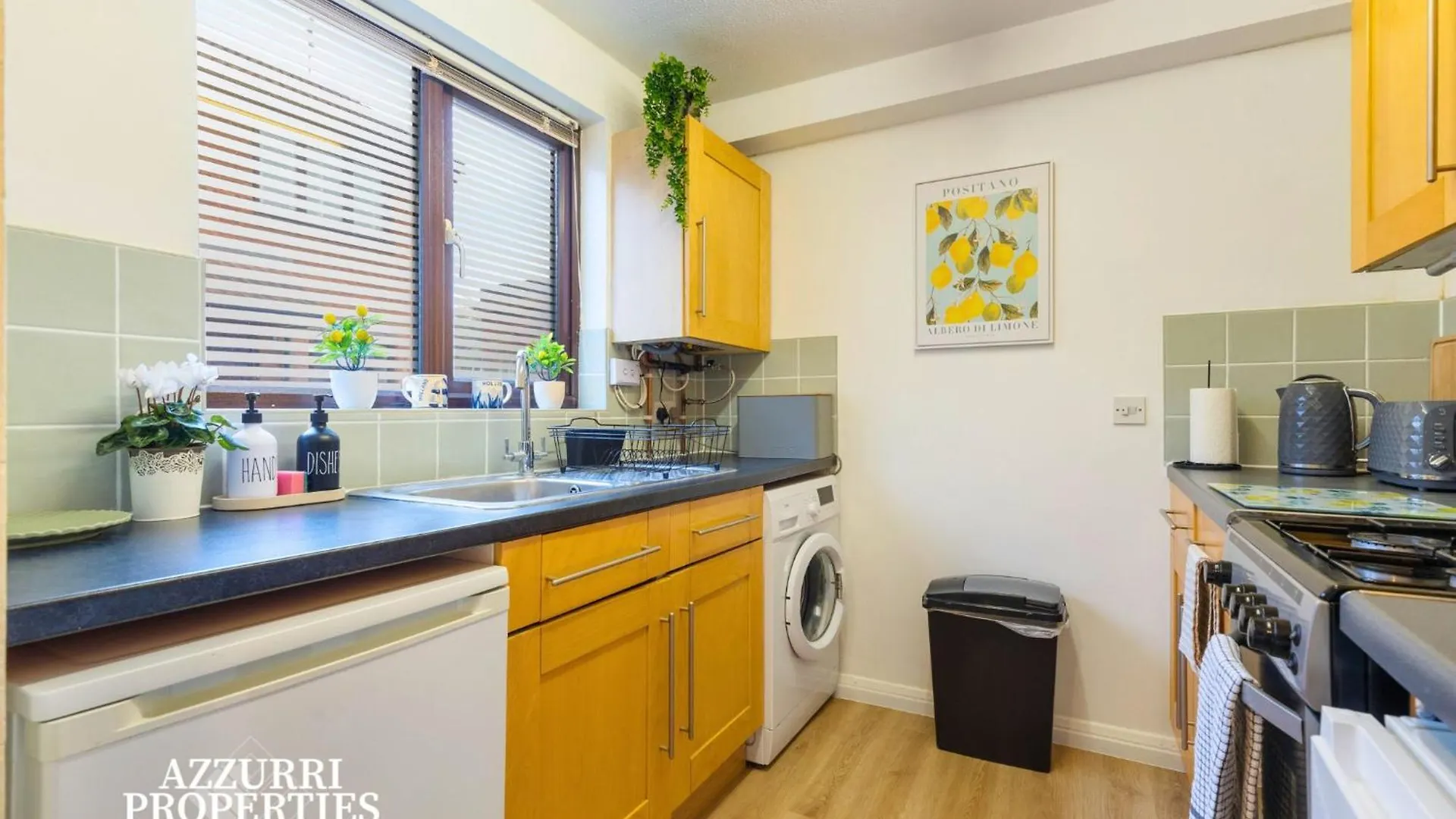 Monthly Stays At Claire Place London Apartment